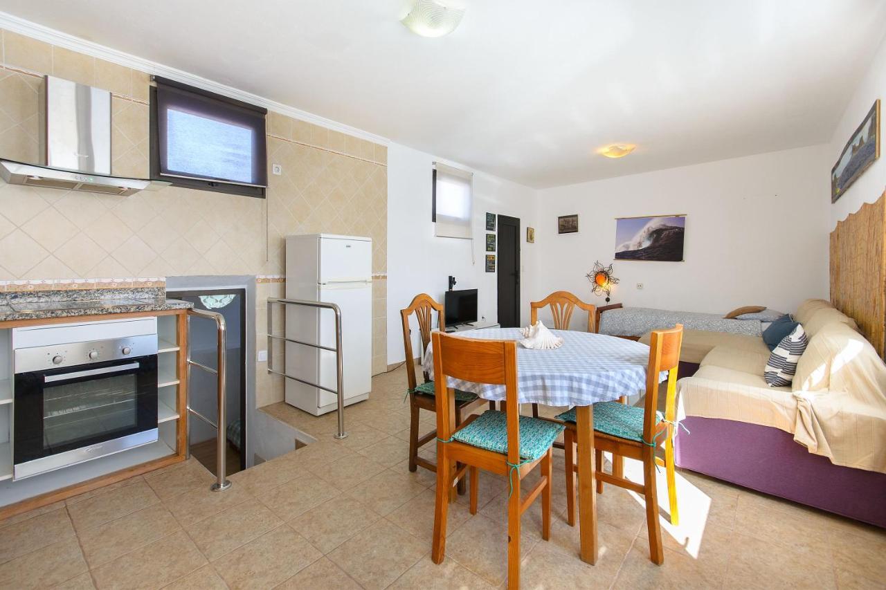 Famara Beach Apt المظهر الخارجي الصورة