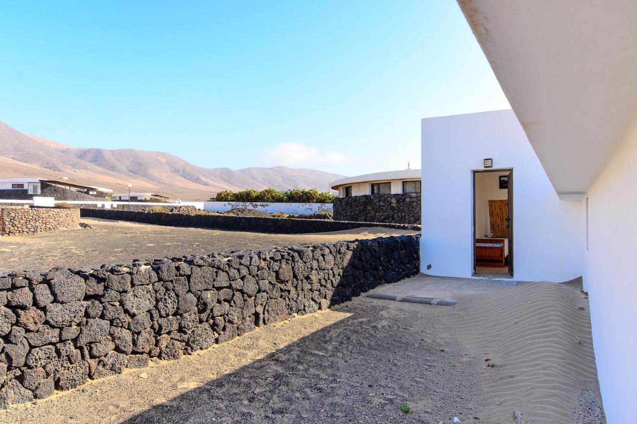 Famara Beach Apt المظهر الخارجي الصورة