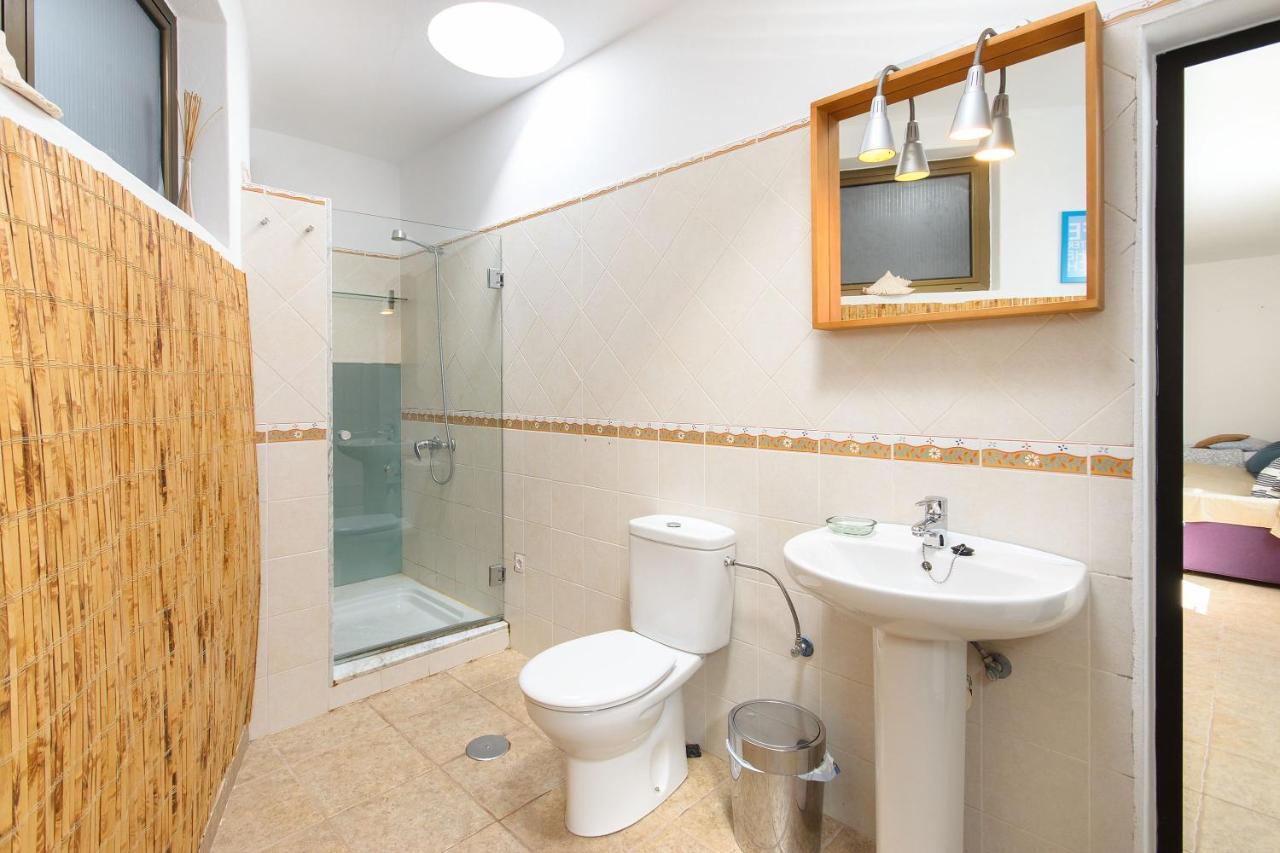 Famara Beach Apt المظهر الخارجي الصورة